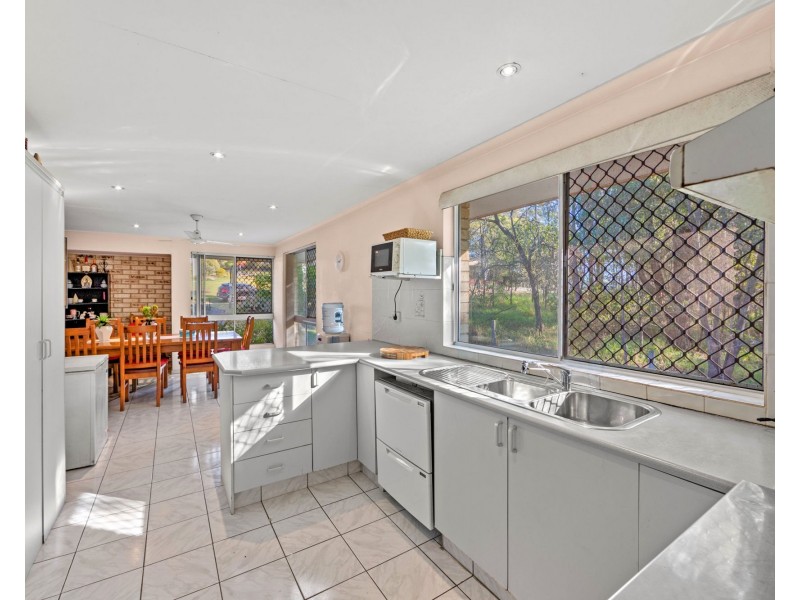9 Vaughan Drive, Ormeau QLD 4208