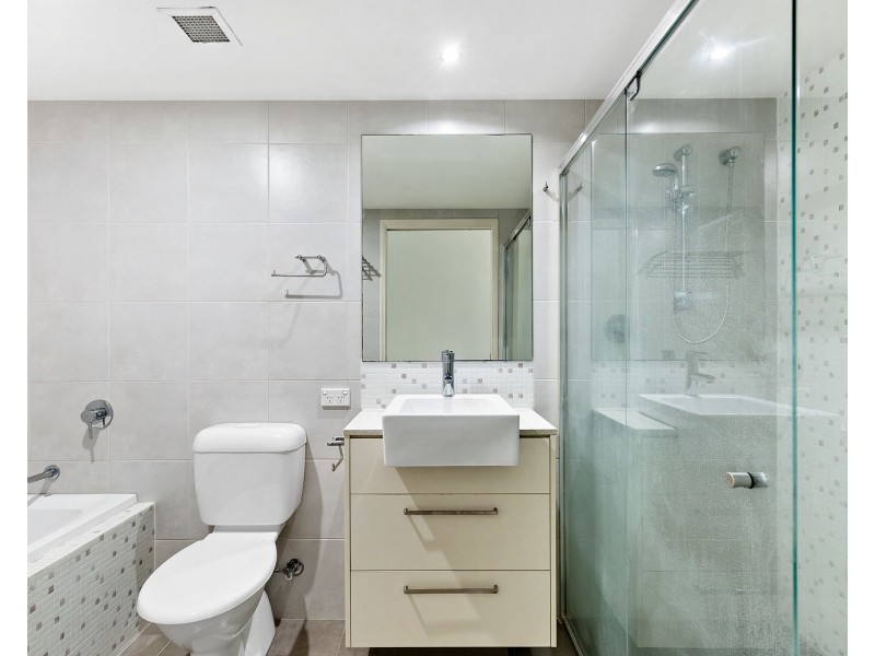 2605/12 Executive Drive, Burleigh Waters QLD 4220