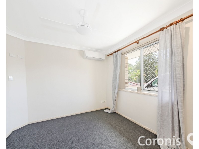 4 Morane Court, Pacific Pines QLD 4211