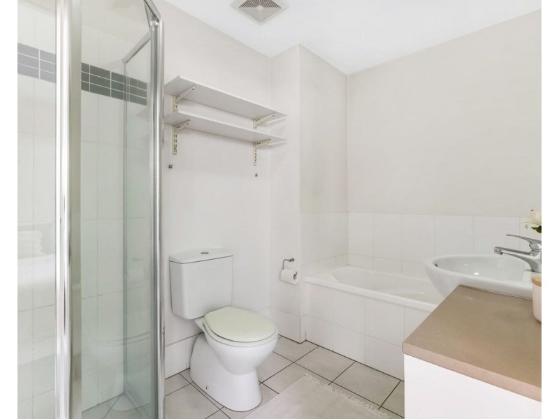 7/43 Anembo Street, Chevron Island QLD 4217