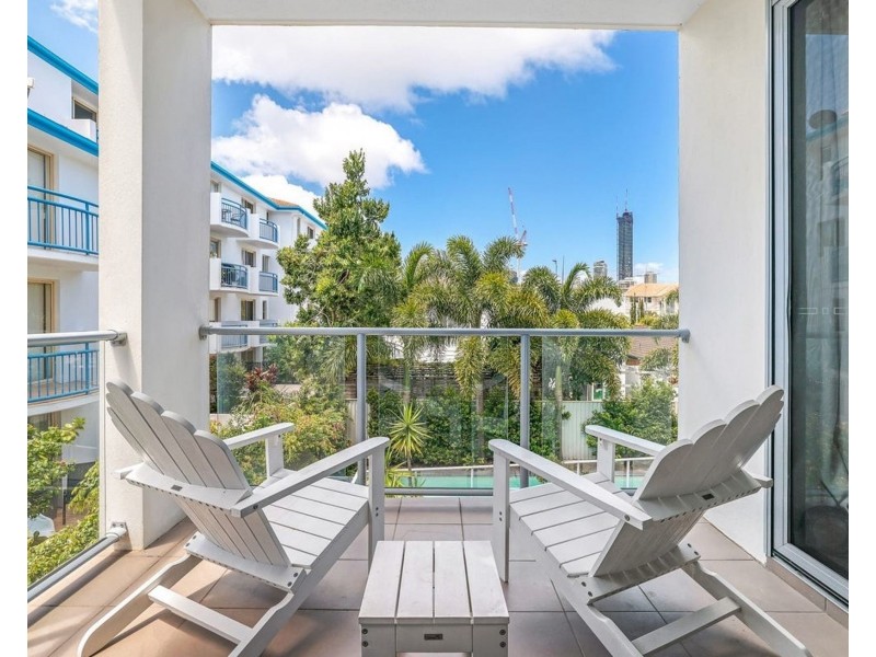 7/43 Anembo Street, Chevron Island QLD 4217