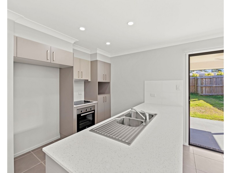 2A Pimpala Street, Loganlea QLD 4131