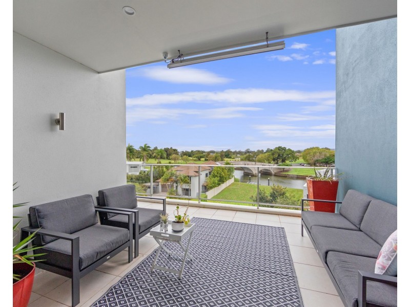 2410/2 Activa Way, Hope Island QLD 4212