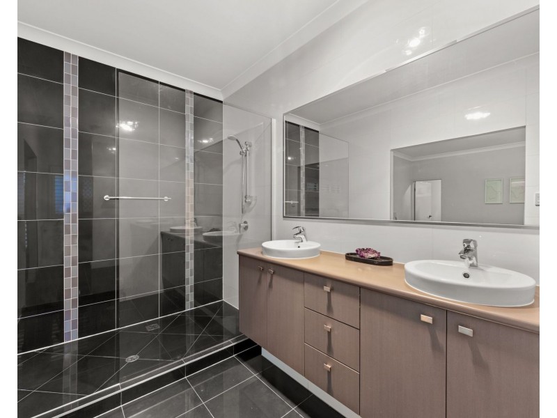 20 Maidenwell Road, Ormeau QLD 4208