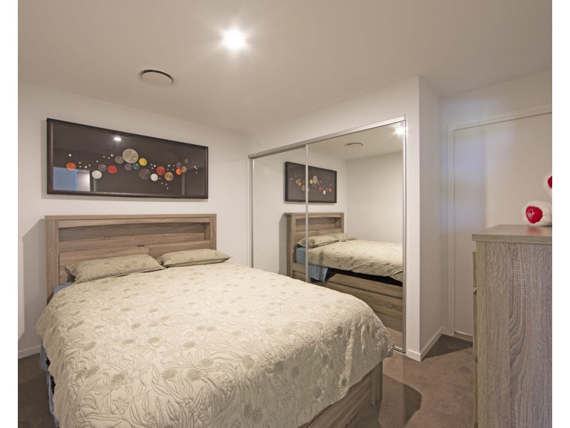 1310/1 Grant Avenue, Hope Island QLD 4212