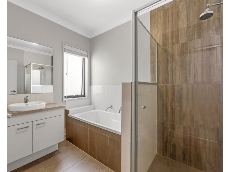 29 Swan Road, Pimpama QLD 4209