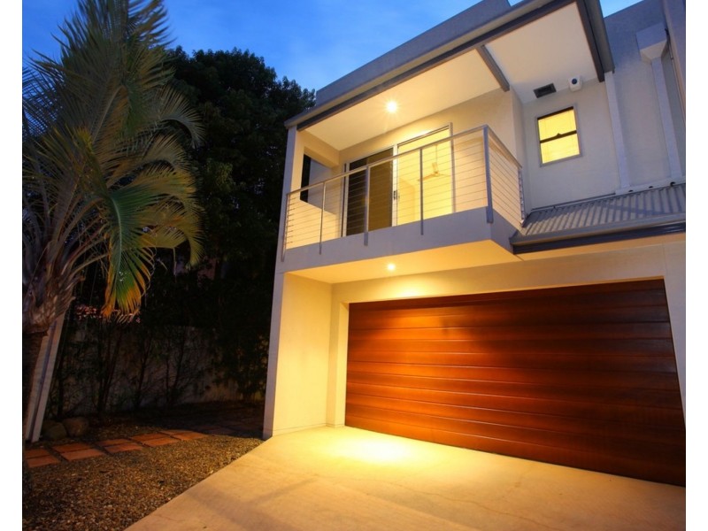 1 & 2 30 PENINSULAR DRIVE, Surfers Paradise QLD 4217