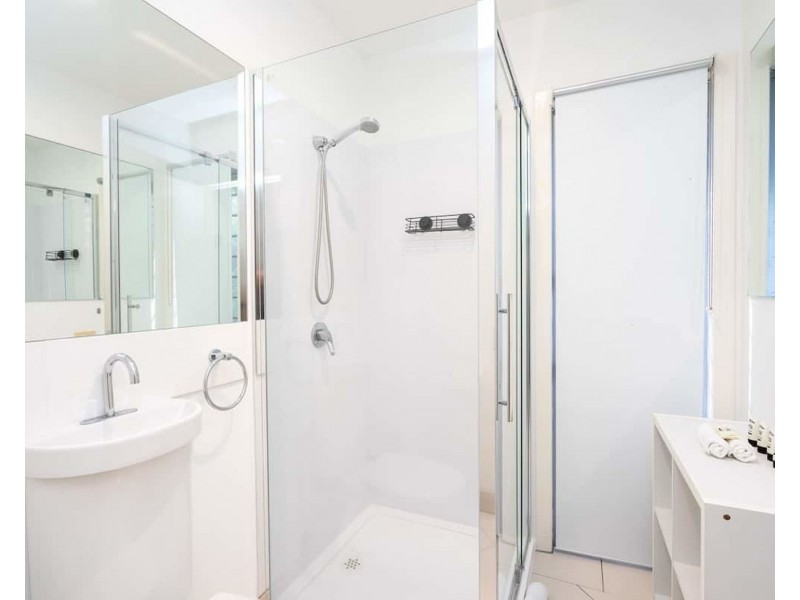 1 & 2 30 PENINSULAR DRIVE, Surfers Paradise QLD 4217