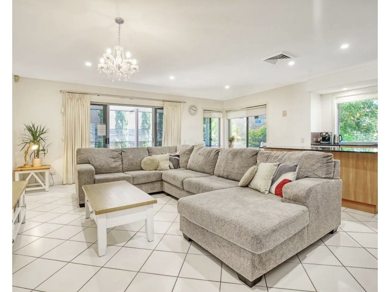 1 & 2 30 PENINSULAR DRIVE, Surfers Paradise QLD 4217