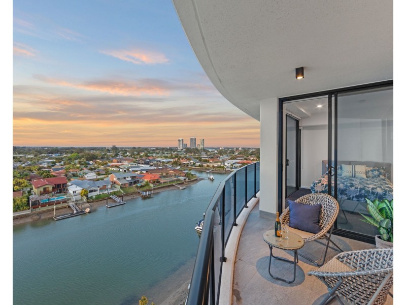 4701/5 Harbourside Court, Biggera Waters QLD 4216