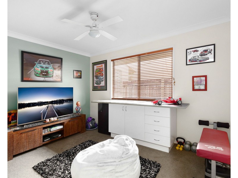 2/17 Sandhurst Crescent, Upper Coomera QLD 4209