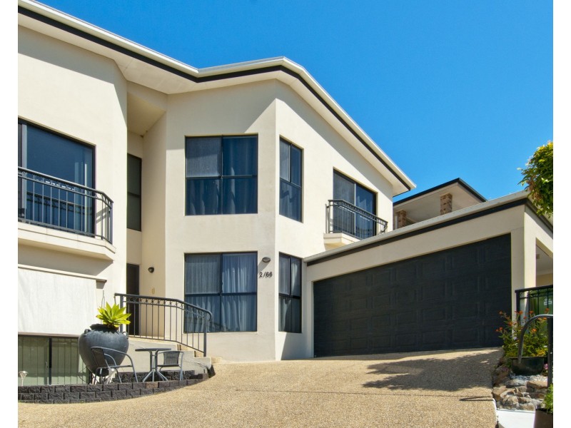 2/66 Kincaid Drive, Highland Park QLD 4211