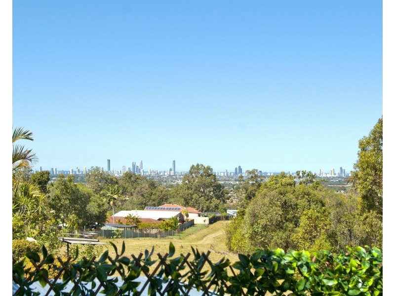 2/66 Kincaid Drive, Highland Park QLD 4211