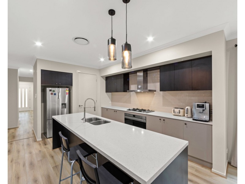 81 Riverbrooke Drive, Upper Coomera QLD 4209