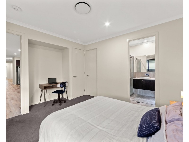 81 Riverbrooke Drive, Upper Coomera QLD 4209