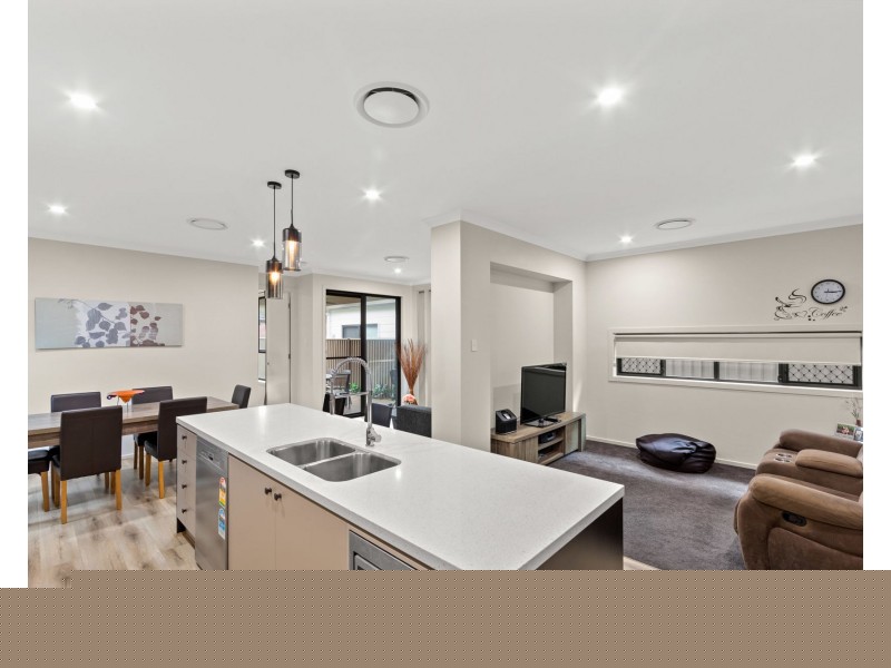 81 Riverbrooke Drive, Upper Coomera QLD 4209