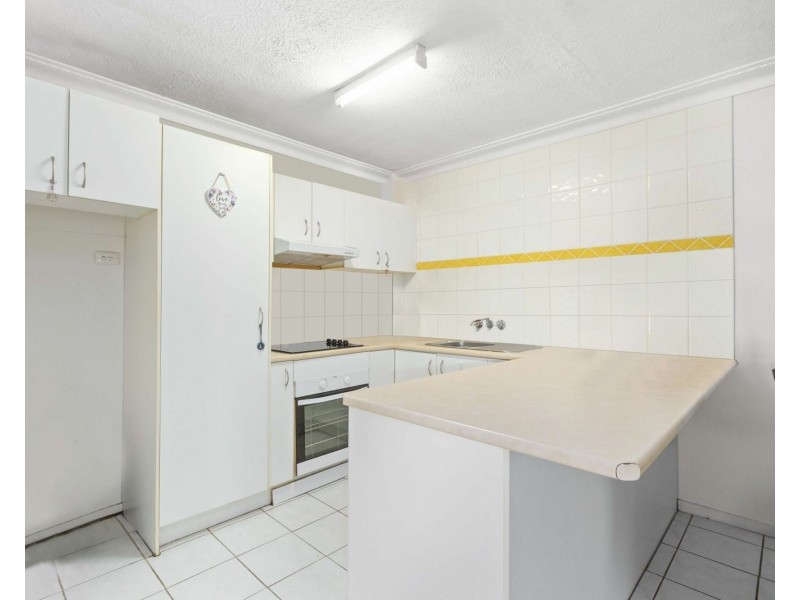 2/91 Queen Street, Southport QLD 4215