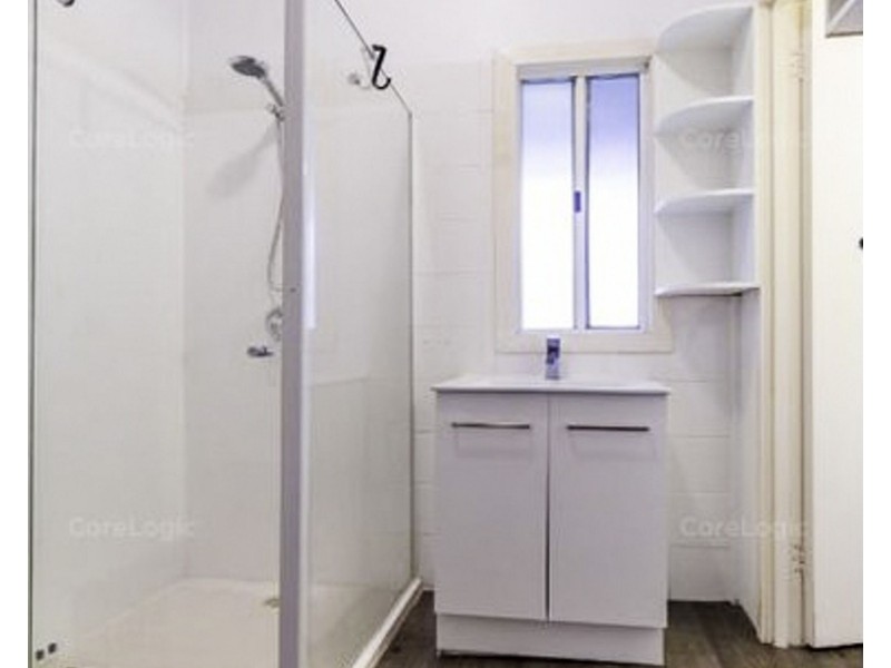 29 Palm Avenue, Surfers Paradise QLD 4217