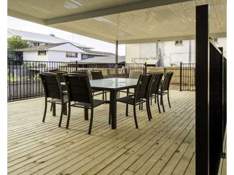 29 Palm Avenue, Surfers Paradise QLD 4217