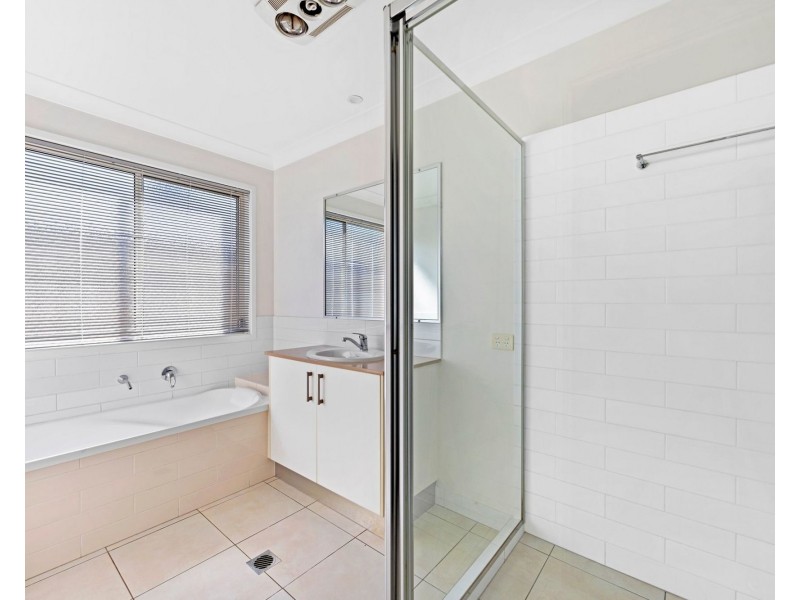 19 Lenton Street, Coomera QLD 4209