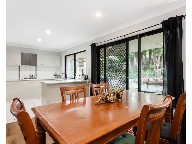 1 Matthews Crescent, Pimpama QLD 4209
