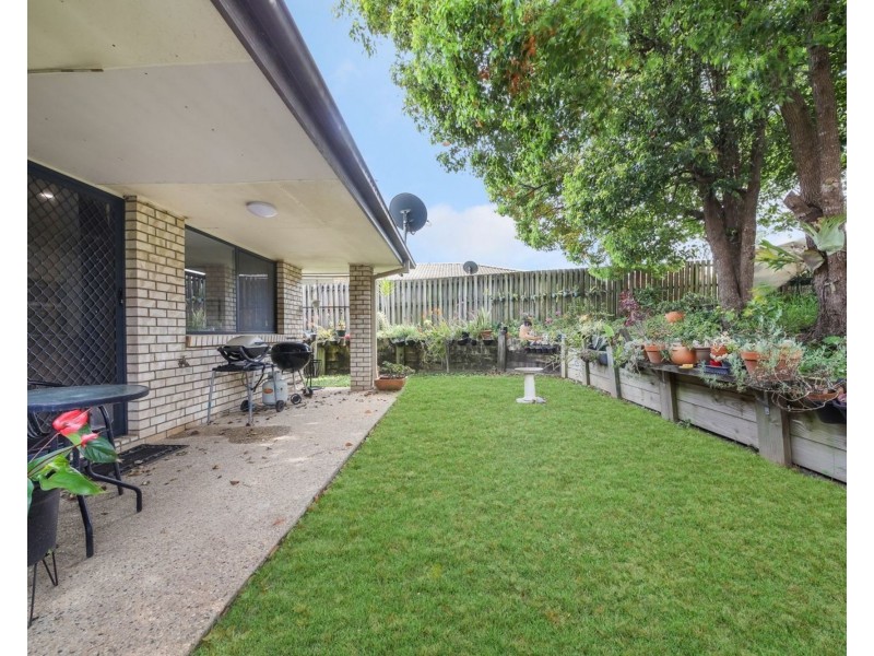 1 Matthews Crescent, Pimpama QLD 4209
