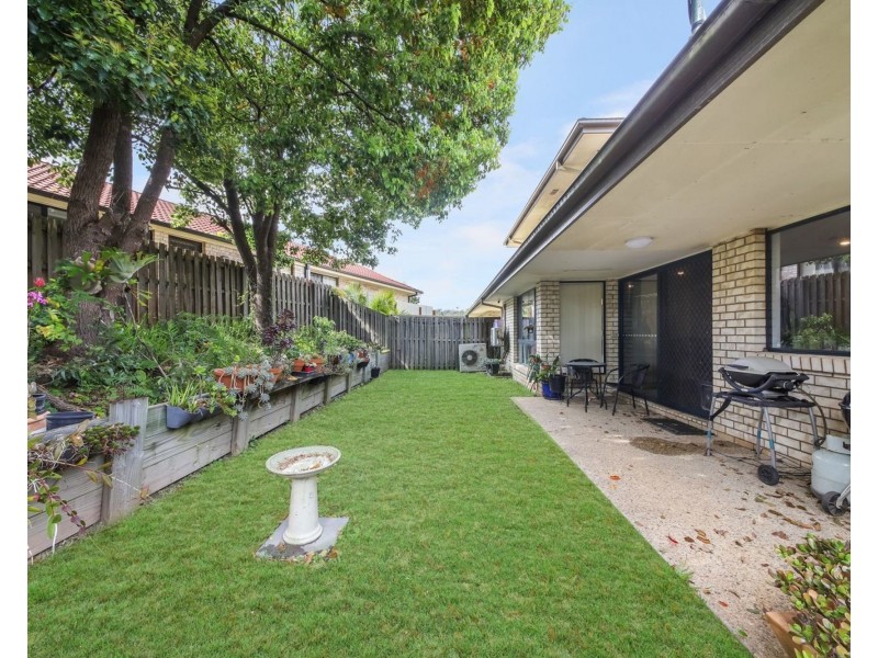 1 Matthews Crescent, Pimpama QLD 4209