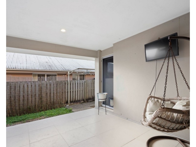 2/2 Mackenzie Street, Coomera QLD 4209