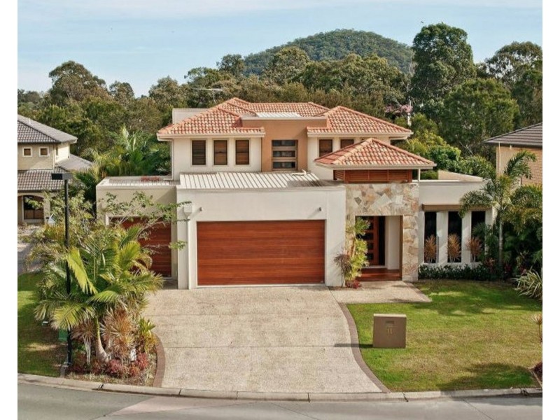 11 The Avenue, Windaroo QLD 4207