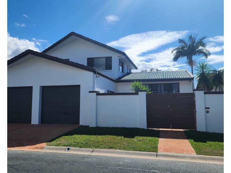 3 Monterey Court, Broadbeach Waters QLD 4218
