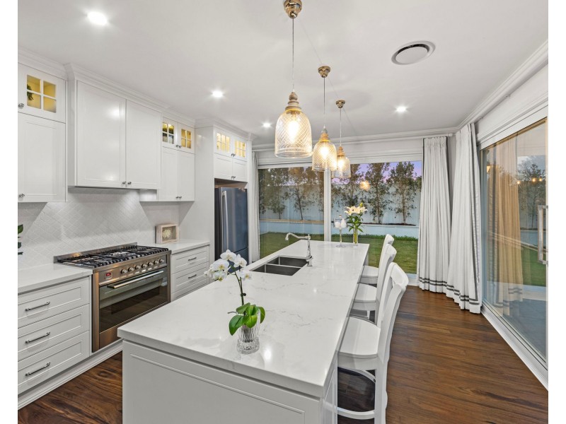 28 Quest Terrace, Coomera Waters QLD 4209