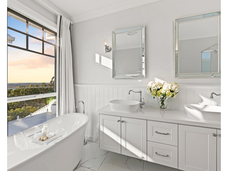 28 Quest Terrace, Coomera Waters QLD 4209