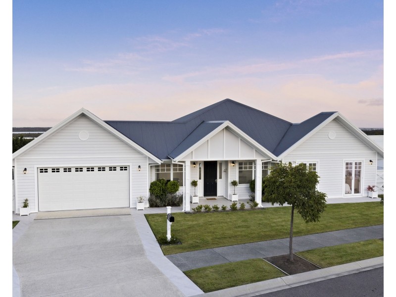 28 Quest Terrace, Coomera Waters QLD 4209