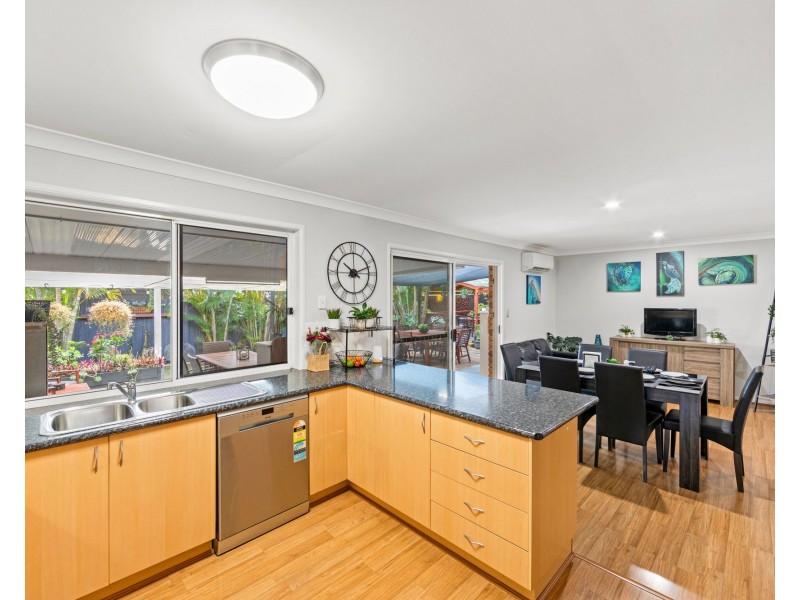 22 Pacific Pines Boulevard, Pacific Pines QLD 4211