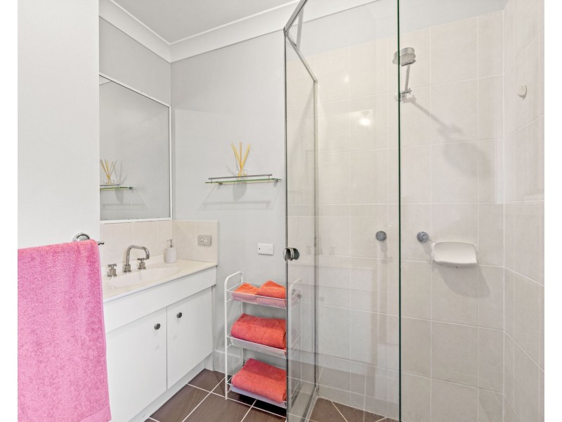 22 Pacific Pines Boulevard, Pacific Pines QLD 4211