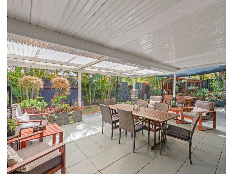 22 Pacific Pines Boulevard, Pacific Pines QLD 4211