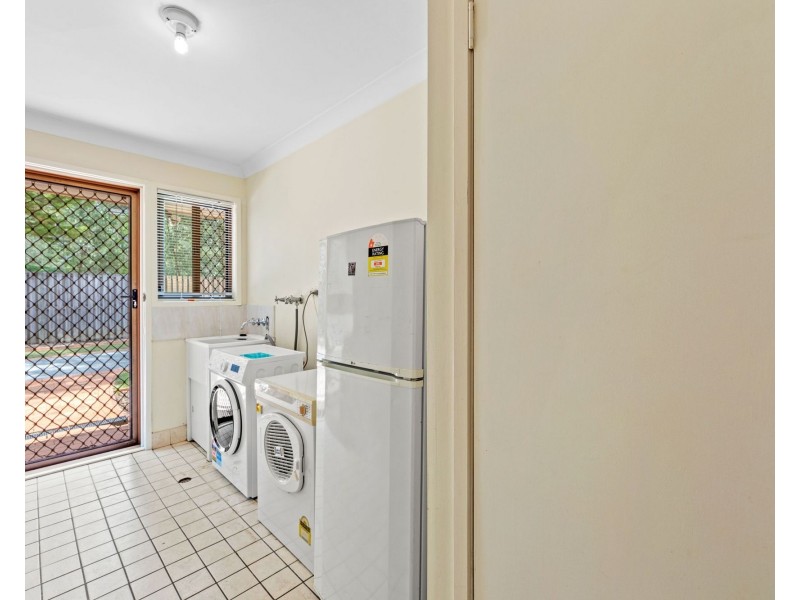 92 California Drive, Oxenford QLD 4210