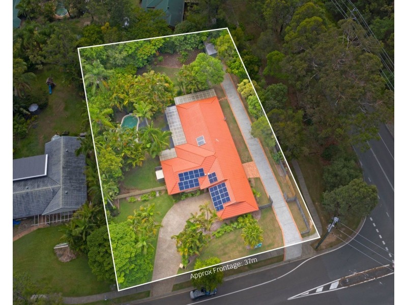 92 California Drive, Oxenford QLD 4210