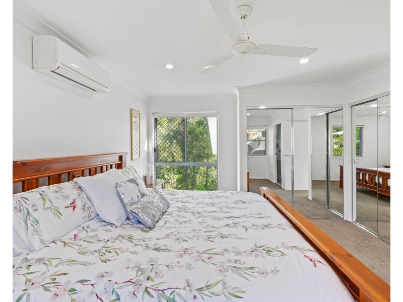 5 Calypso Court, Oxenford QLD 4210