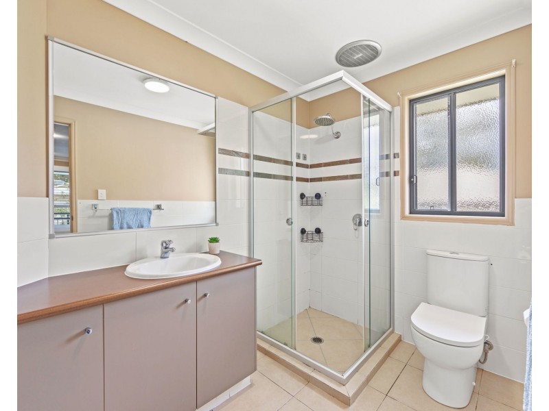 16 Saltwater Boulevard, Oxenford QLD 4210