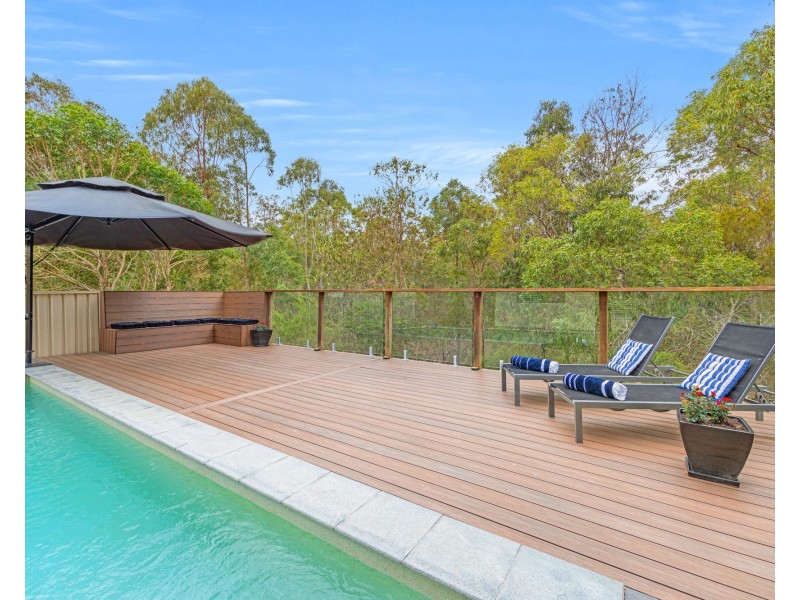 16 Saltwater Boulevard, Oxenford QLD 4210