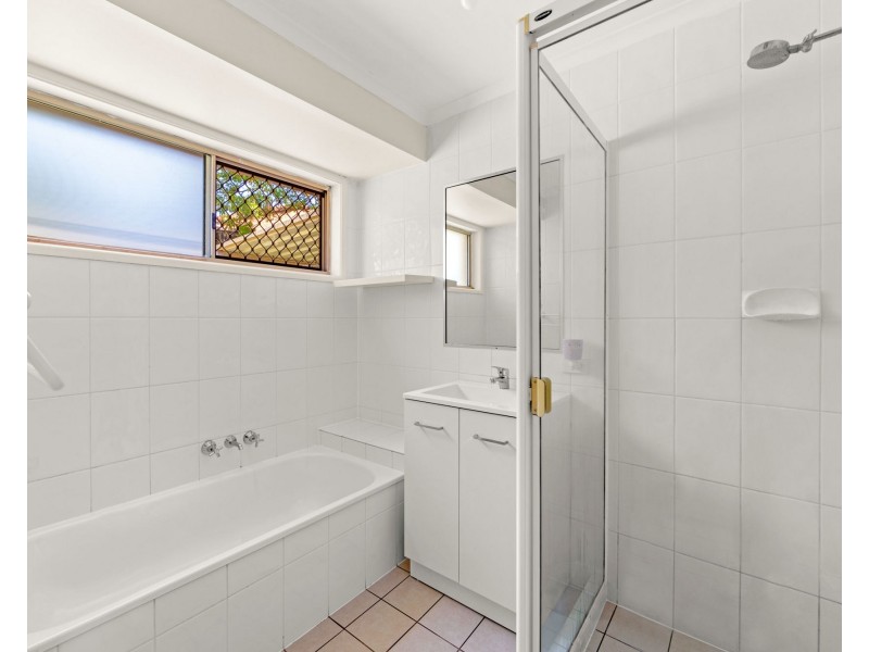 1/69 STUDIO DRIVE, Oxenford QLD 4210