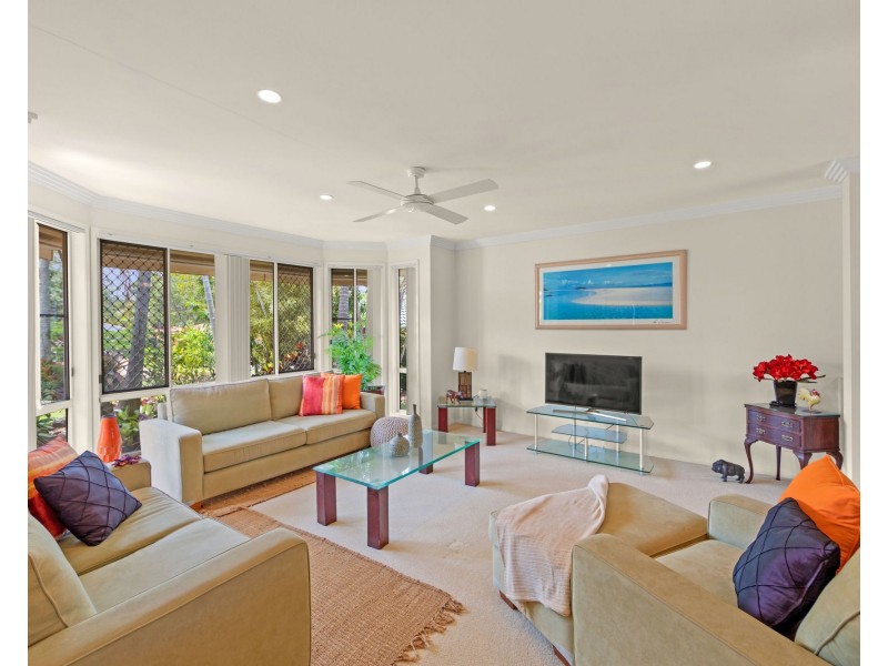 46 DESERT FALLS CRES, Parkwood QLD 4214