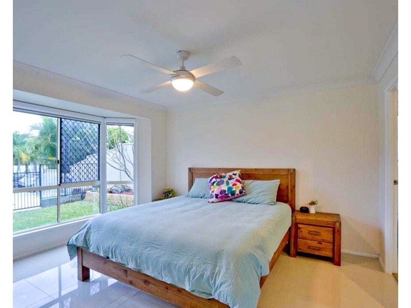 3 Fairview Court, Parkwood QLD 4214