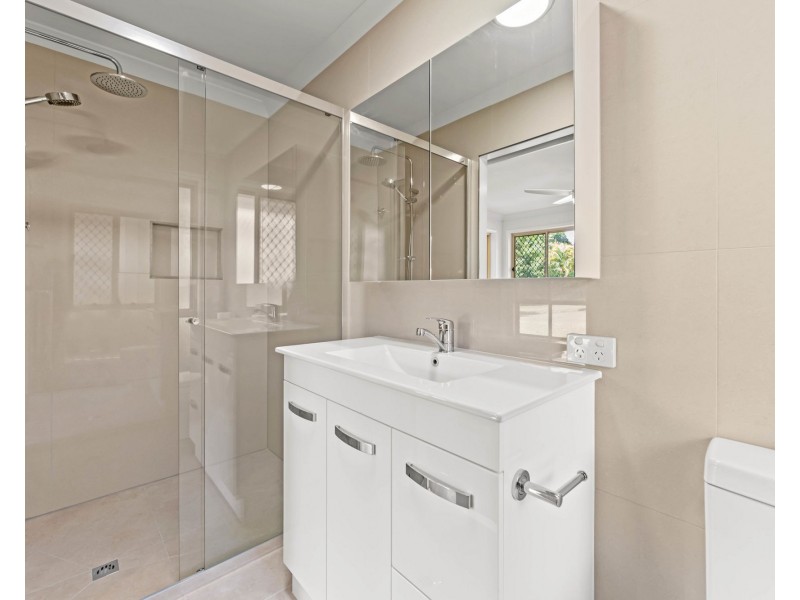 40 Fairview Court, Parkwood QLD 4214