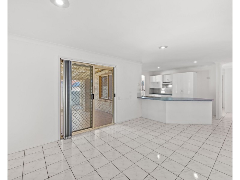 61 Greenacre Drive, Parkwood QLD 4214