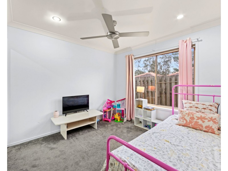 4 Woodbine Court, Parkwood QLD 4214