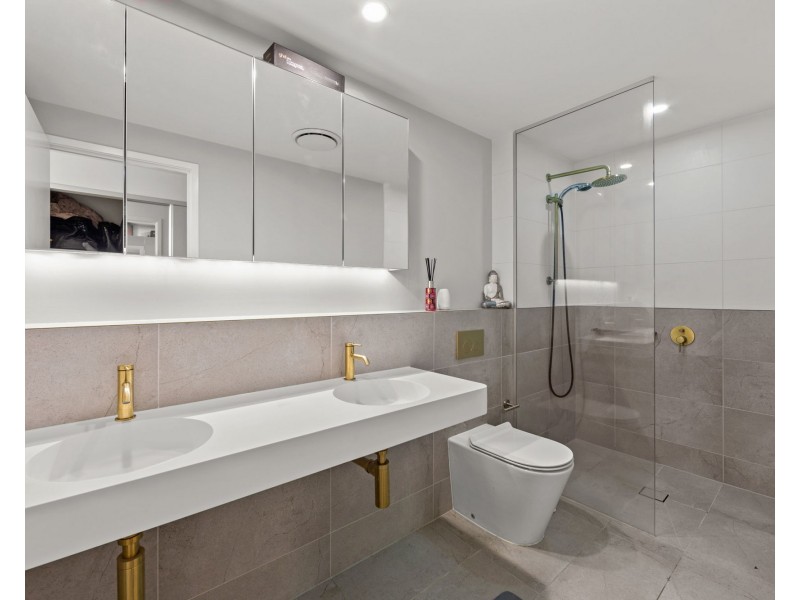 1406/1 Grant Avenue, Hope Island QLD 4212