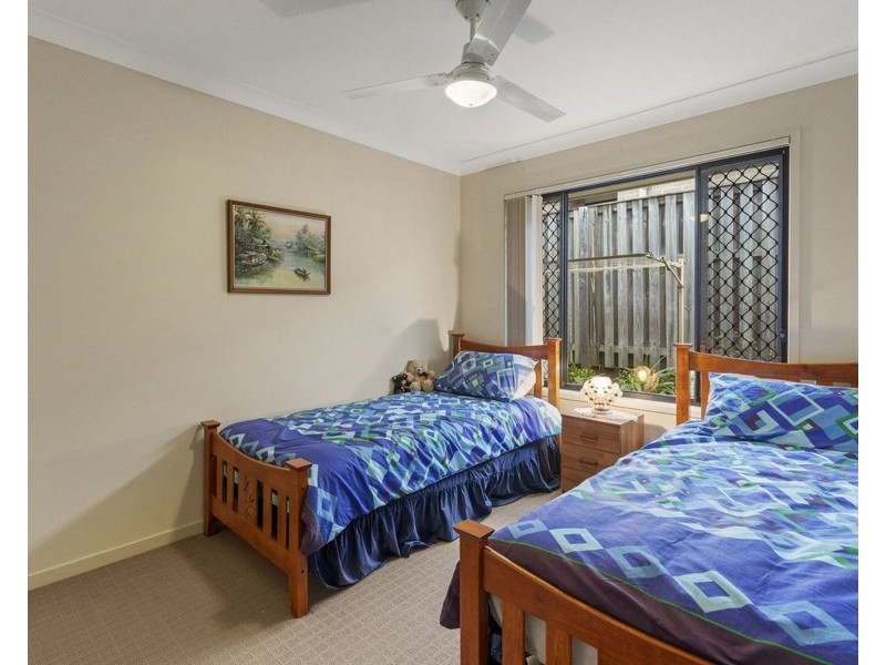 29 Shoalhaven Avenue, Pacific Pines QLD 4211