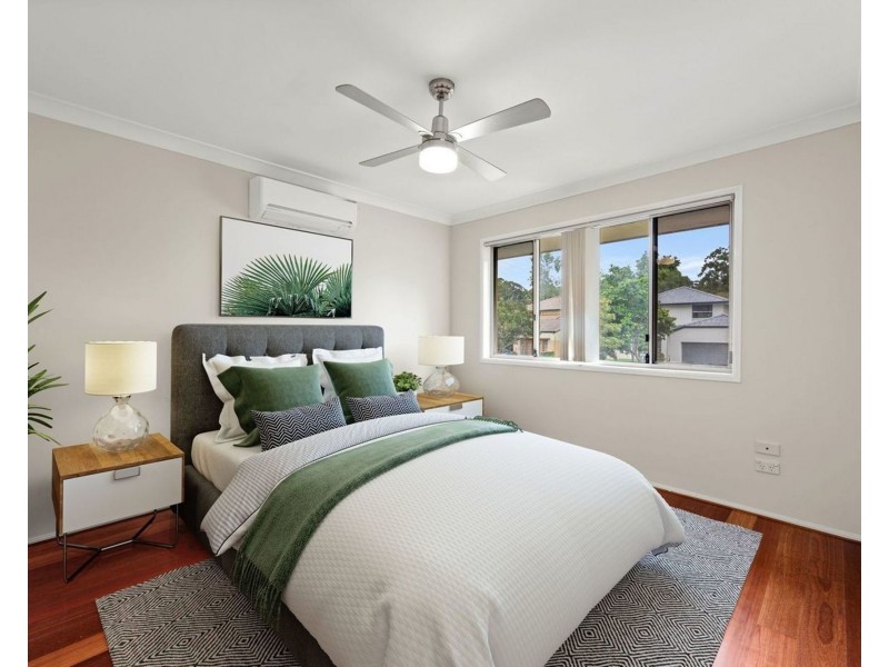 31 Clear River Boulevard, Ashmore QLD 4214